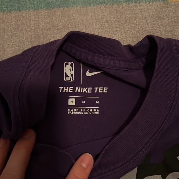 Raptors tshirt - Picture 2 of 2